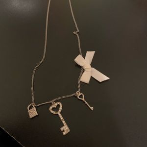 Gold necklace